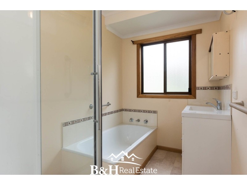 43 Westland Drive, West Ulverstone TAS 7315