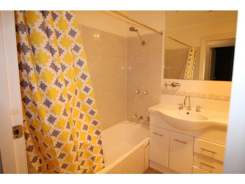 55 Blackwood Parade, Romaine TAS 7320