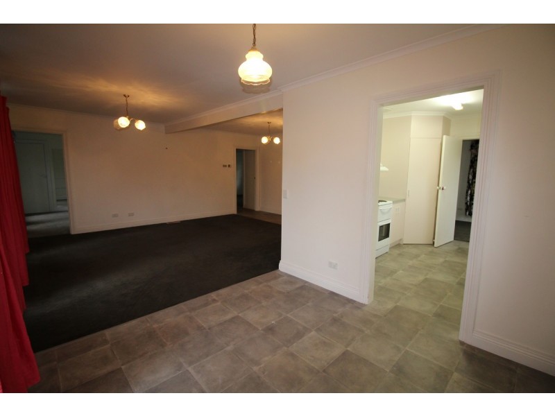 55 Blackwood Parade, Romaine TAS 7320