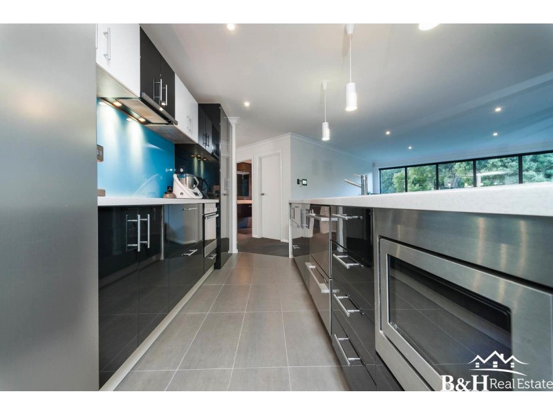 27 Dowling Drive, Romaine TAS 7320