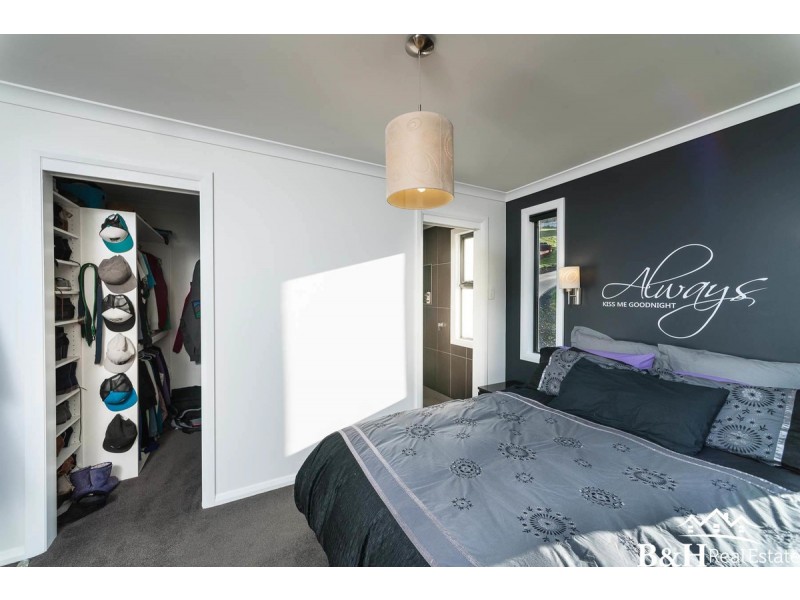 27 Dowling Drive, Romaine TAS 7320