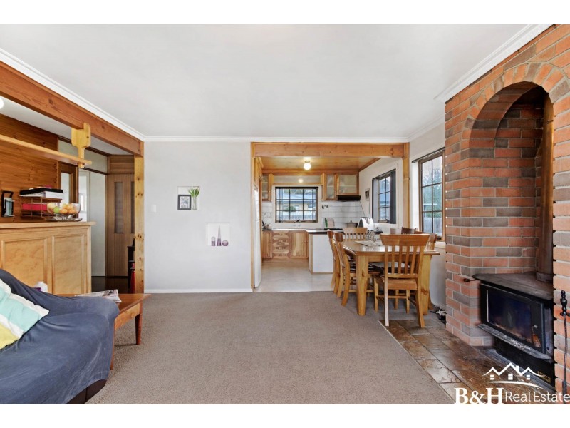 30 Mary Street, West Ulverstone TAS 7315