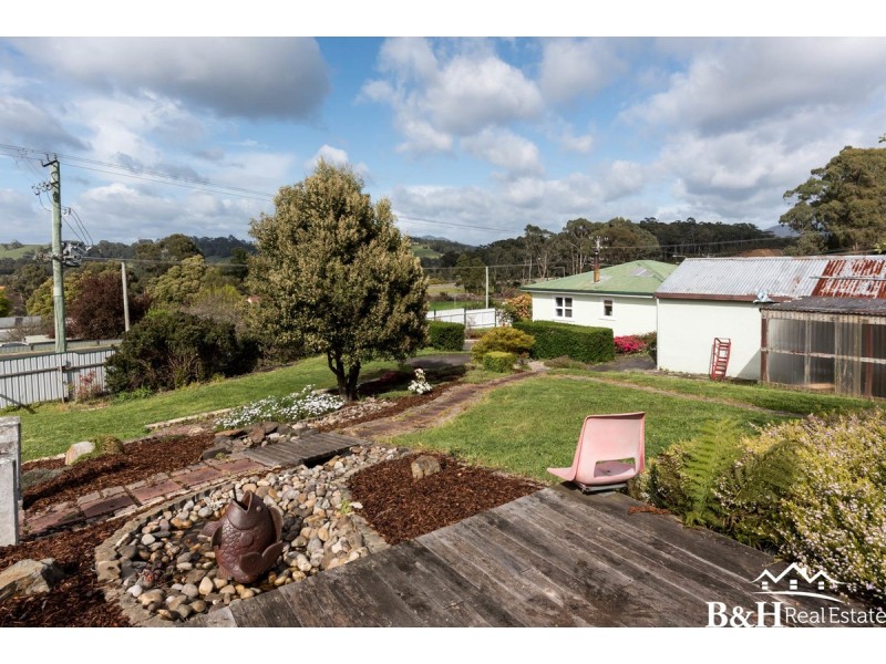 132 South Road, West Ulverstone TAS 7315