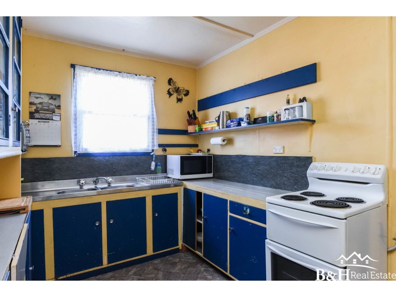 32 Josephine Street, West Ulverstone TAS 7315