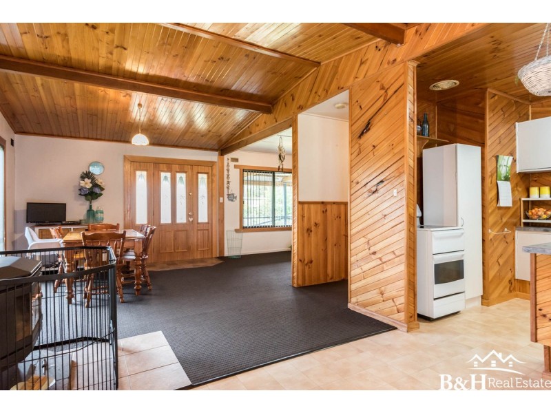 70 River Avenue, Heybridge TAS 7316