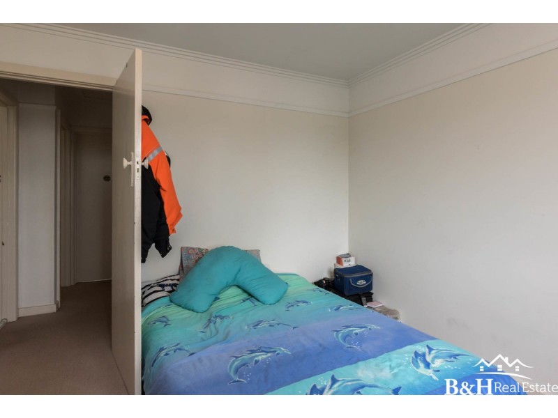 33 Ashwater Crescent, Penguin TAS 7316