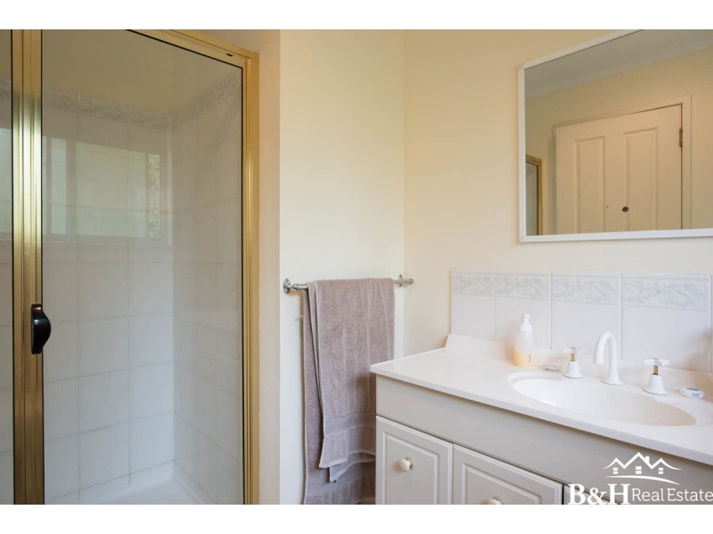 9 Reeve Street, Somerset TAS 7322