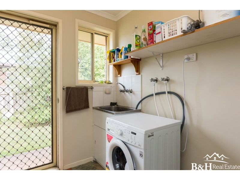 9 Reeve Street, Somerset TAS 7322