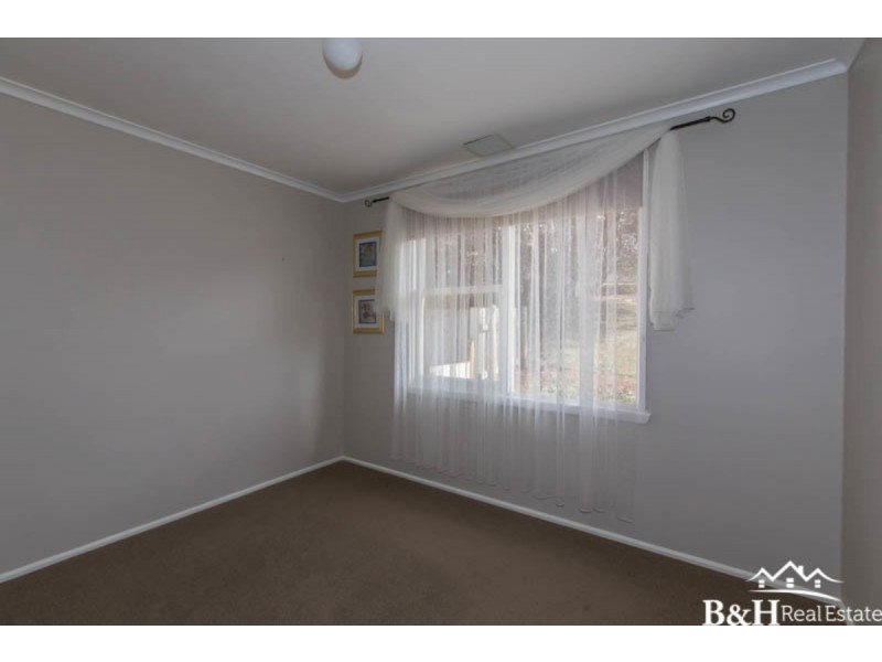 28 Jacobs Crescent, Upper Burnie TAS 7320