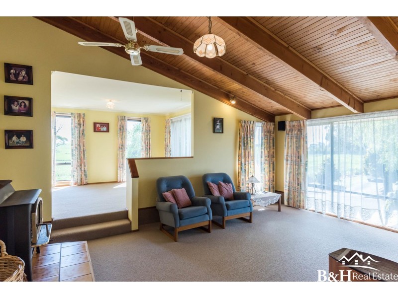 2 Ritchie Avenue, Downlands TAS 7320