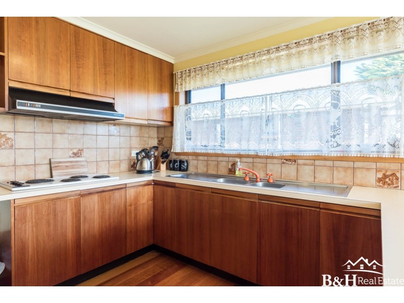 2 Ritchie Avenue, Downlands TAS 7320