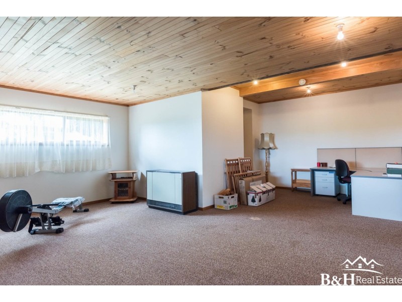 2 Ritchie Avenue, Downlands TAS 7320