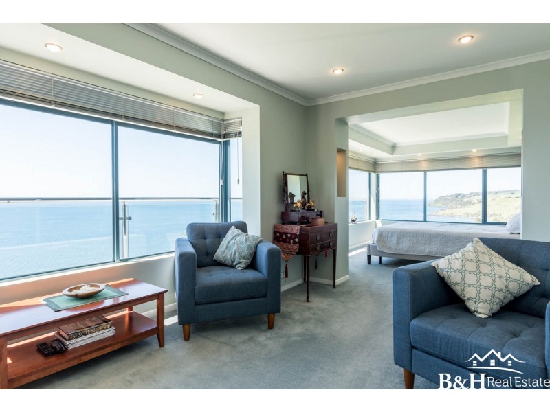 17328 Bass Highway, Boat Harbour TAS 7321
