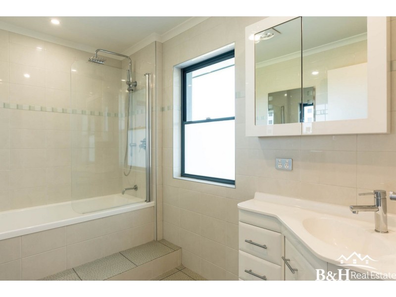 17328 Bass Highway, Boat Harbour TAS 7321