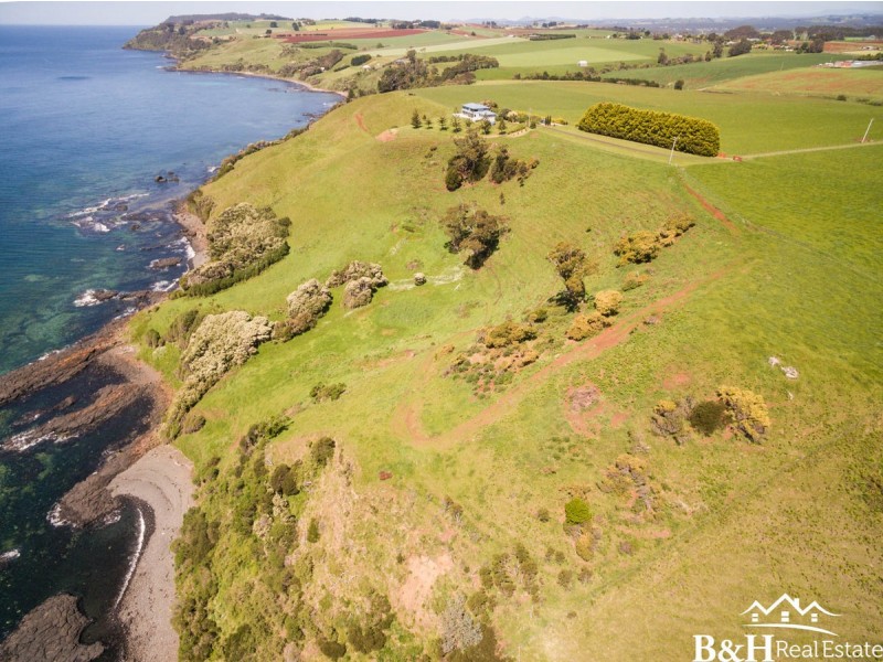 17328 Bass Highway, Boat Harbour TAS 7321