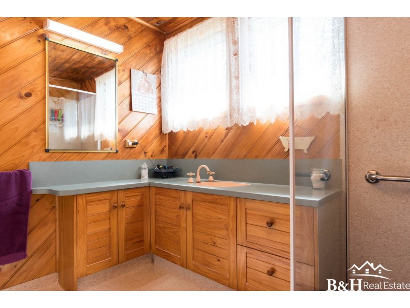 18 Grant Street, Smithton TAS 7330