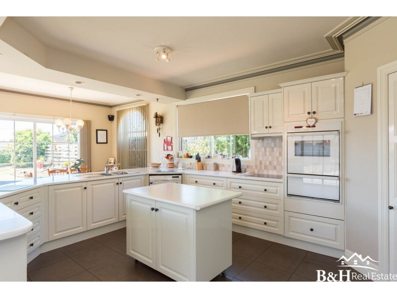 19 John Street, Ulverstone TAS 7315