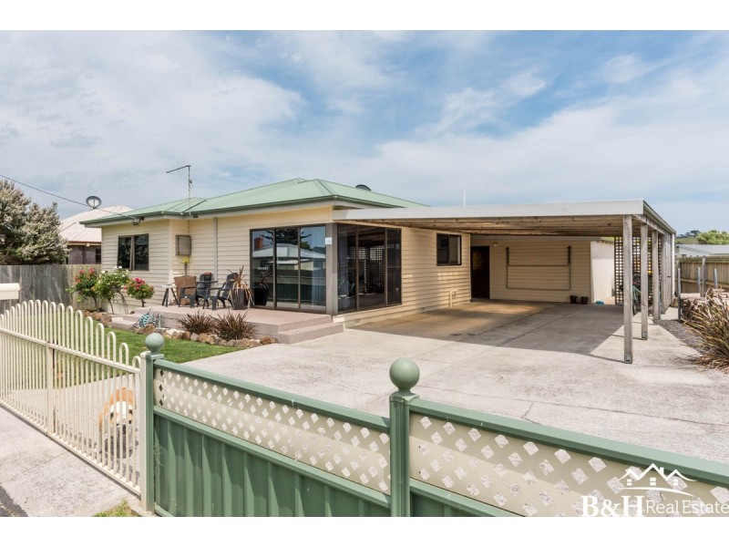 3 Albert Street, Stanley TAS 7331