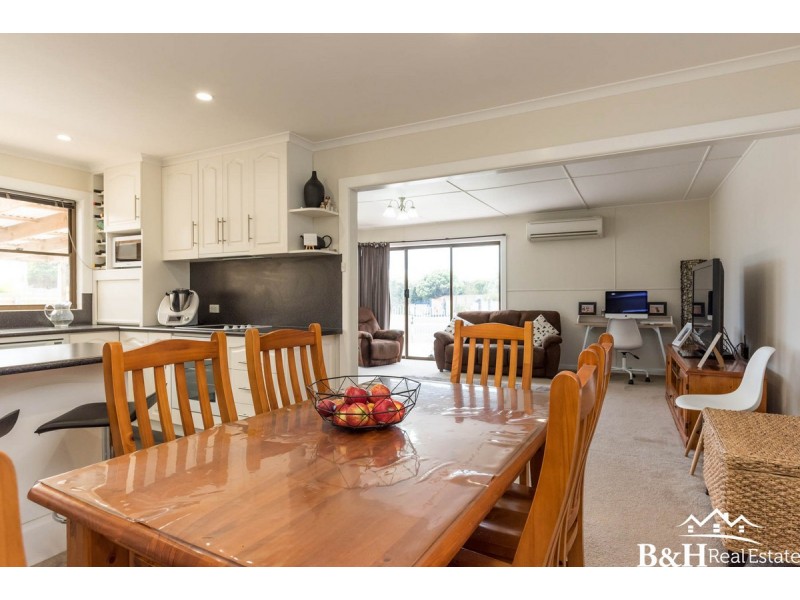 3 Albert Street, Stanley TAS 7331