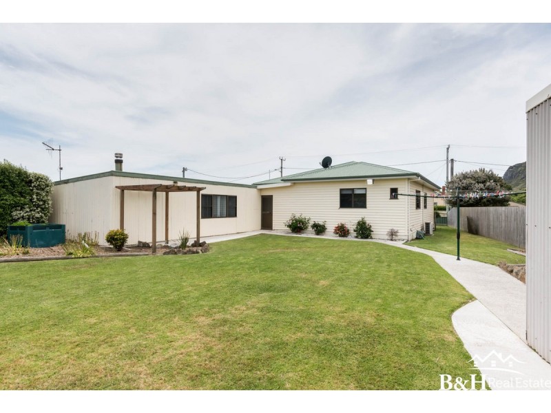 3 Albert Street, Stanley TAS 7331
