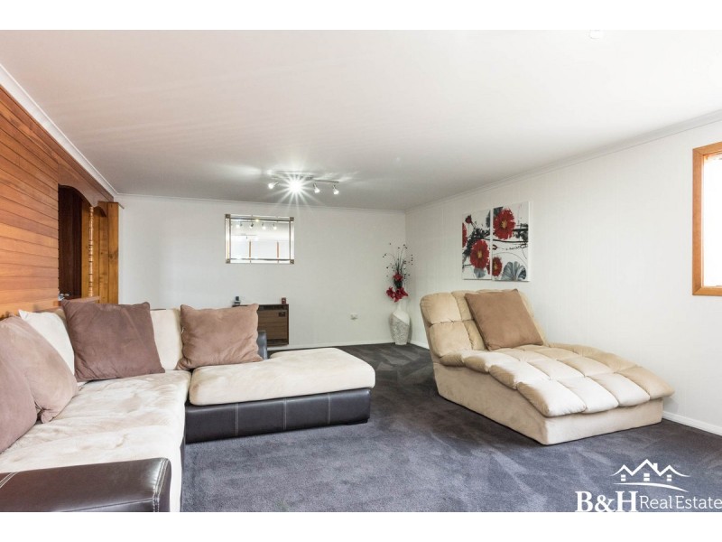 13 Sassafras Crescent, Romaine TAS 7320