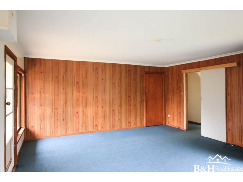 2/162 Mount Street, Hillcrest TAS 7320