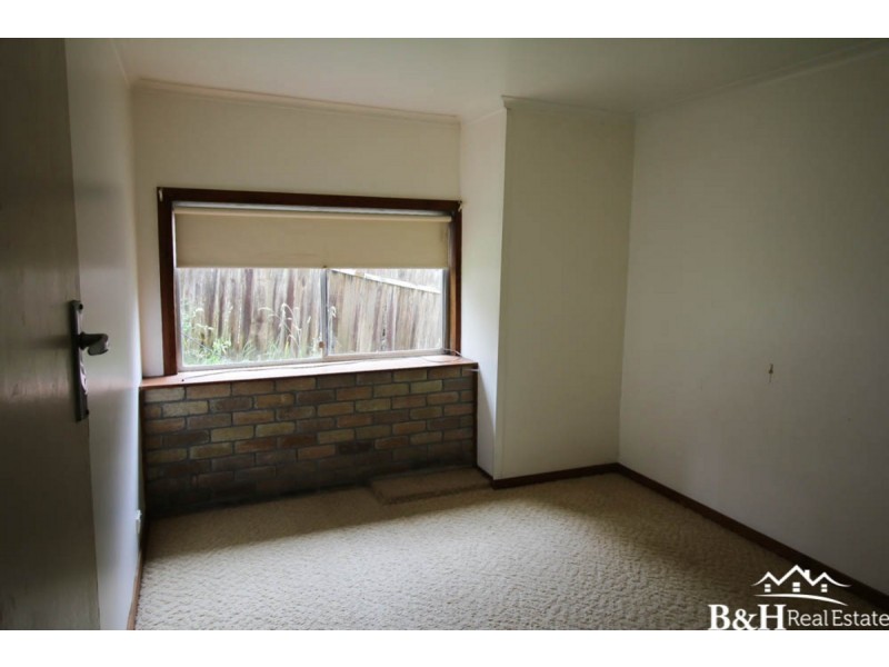 2/162 Mount Street, Hillcrest TAS 7320