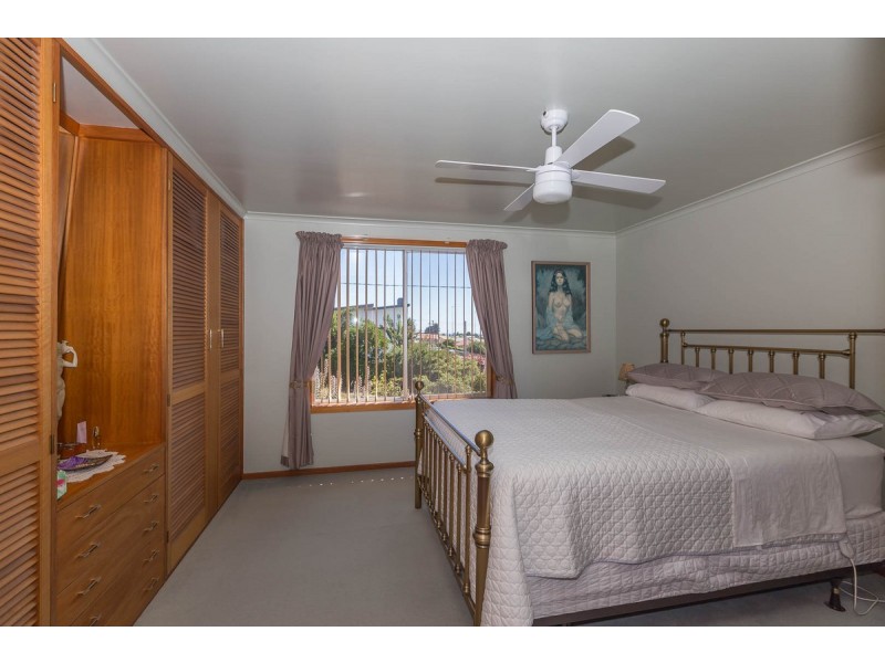 12 Sampson Street, Hillcrest TAS 7320