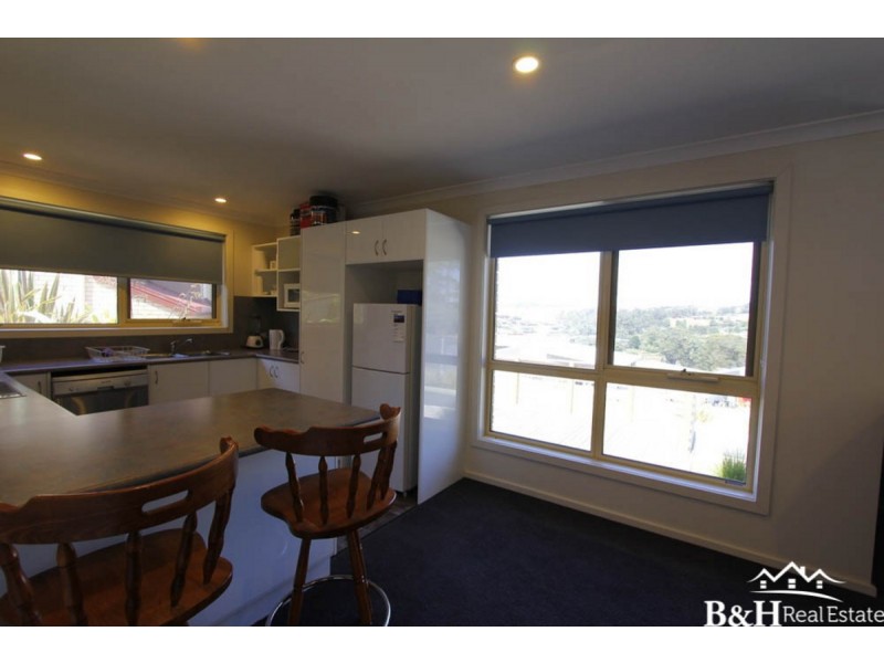 5/23 Heather Crescent, Park Grove TAS 7320