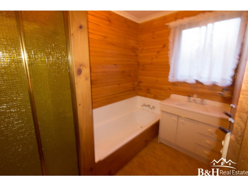 2/29 Blackwood Parade, Romaine TAS 7320