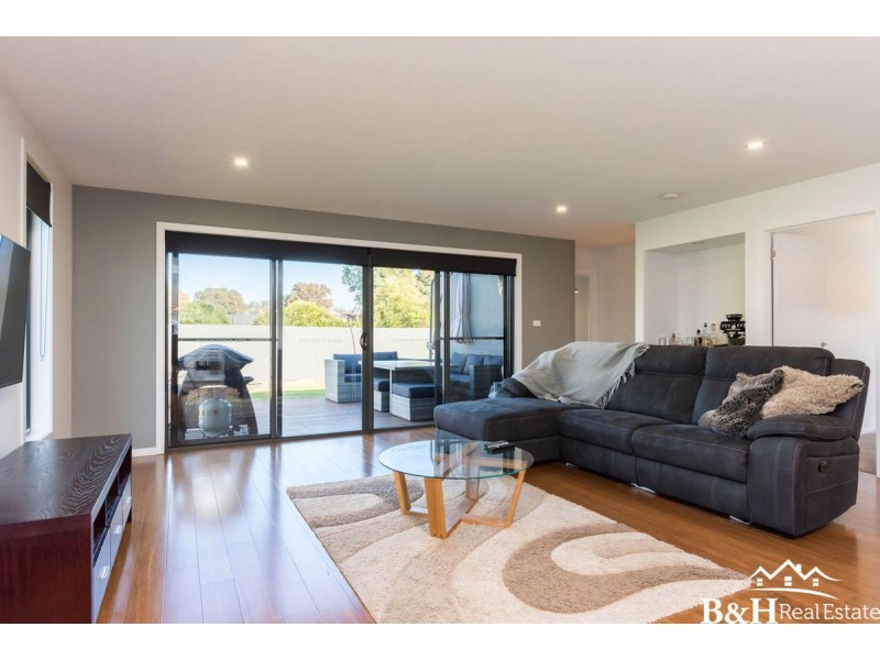 17 Matelle Court, West Ulverstone TAS 7315