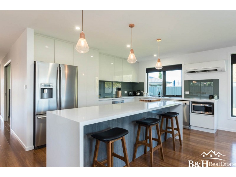 17 Matelle Court, West Ulverstone TAS 7315
