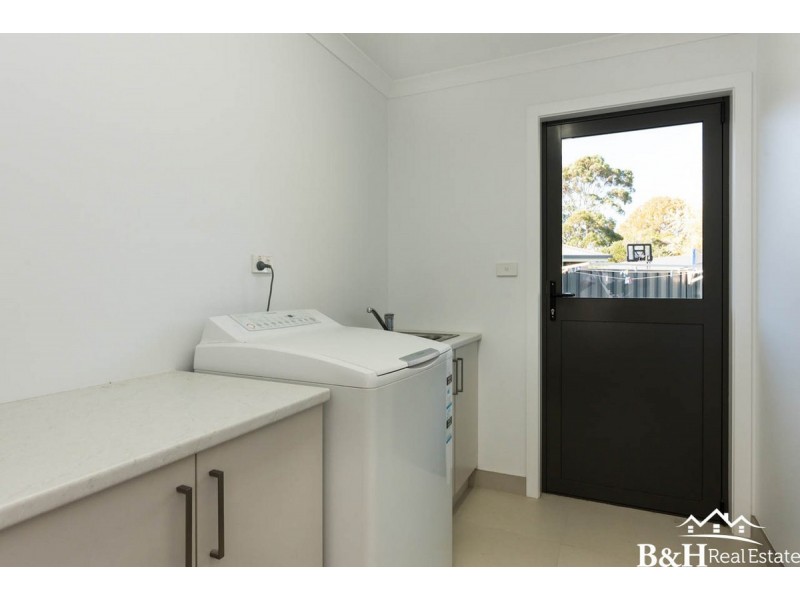 17 Matelle Court, West Ulverstone TAS 7315