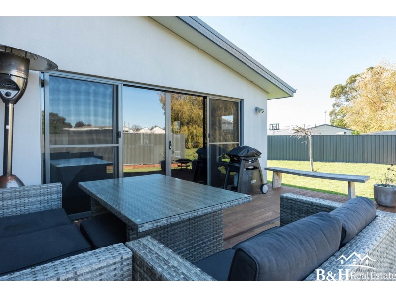 17 Matelle Court, West Ulverstone TAS 7315