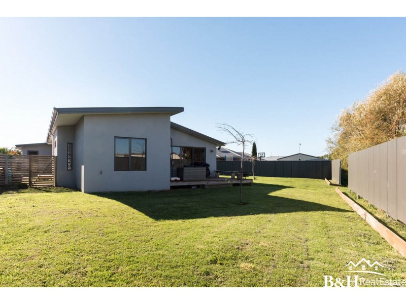 17 Matelle Court, West Ulverstone TAS 7315