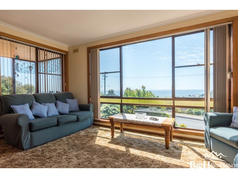 1 McPhee Street, Havenview TAS 7320