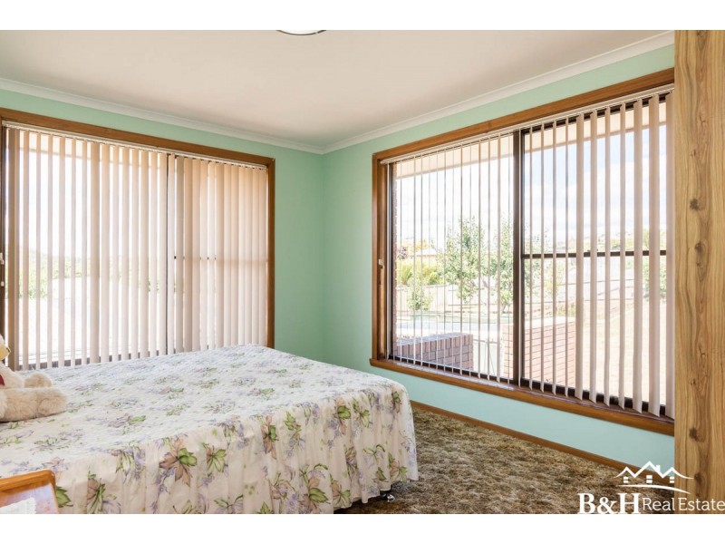 1 McPhee Street, Havenview TAS 7320