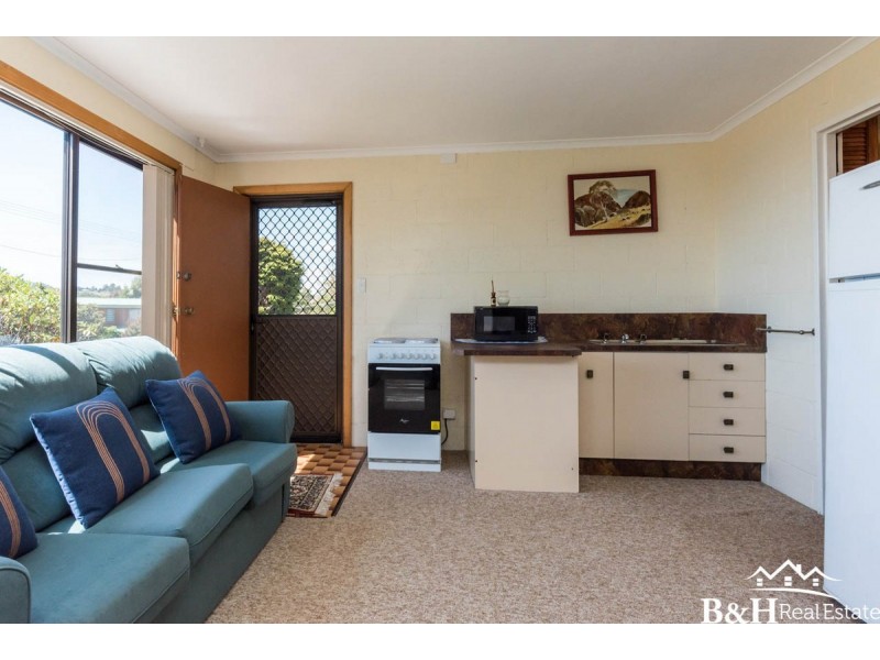 1 McPhee Street, Havenview TAS 7320