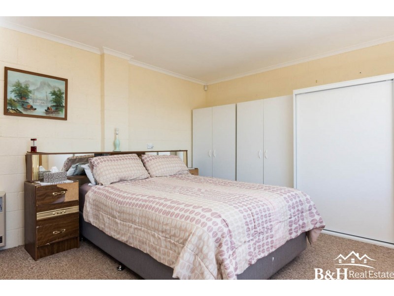 1 McPhee Street, Havenview TAS 7320