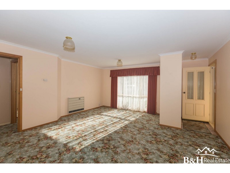 4/3 Hayward Street, Penguin TAS 7316