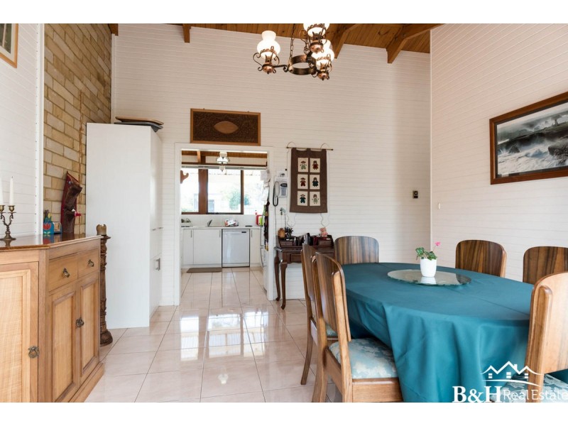 212 Forthside Road, Forthside TAS 7310