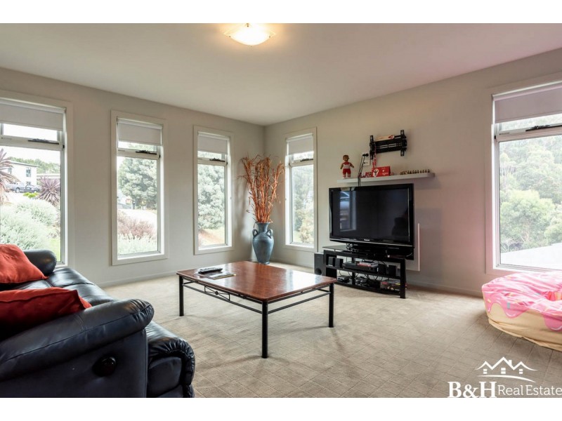 29 Dowling Drive, Romaine TAS 7320