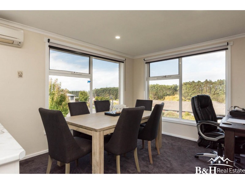 2 Manuka Drive, Romaine TAS 7320