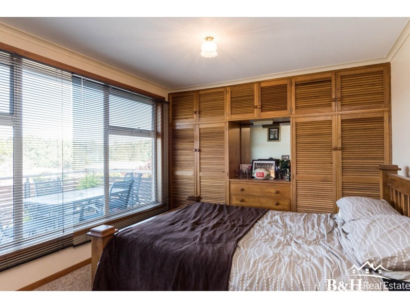 2 Manuka Drive, Romaine TAS 7320