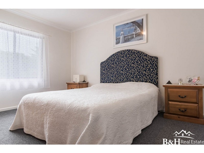 40 South Road, Penguin TAS 7316