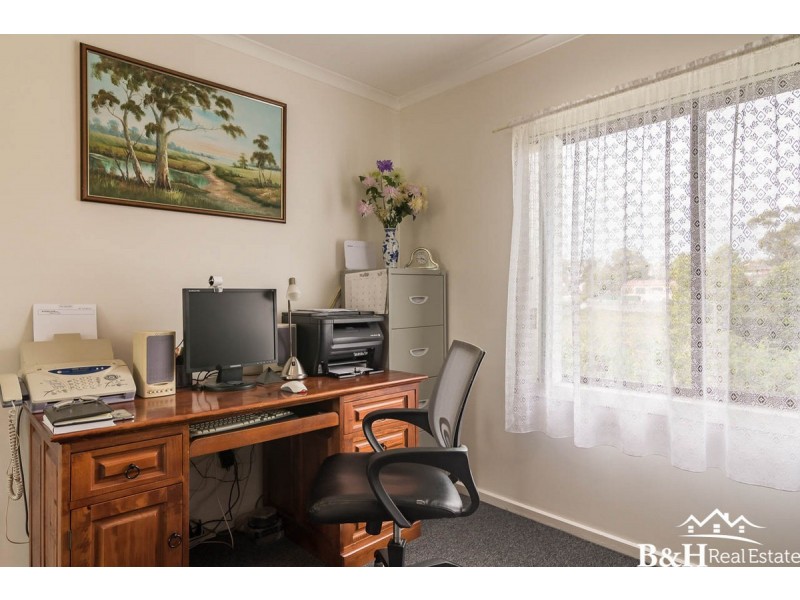 40 South Road, Penguin TAS 7316