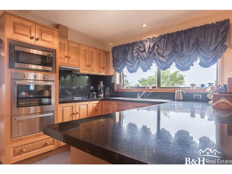 1 Maple Court, Ulverstone TAS 7315