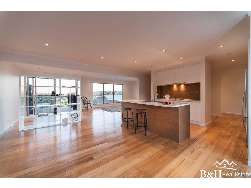 5 Amy Street, West Ulverstone TAS 7315
