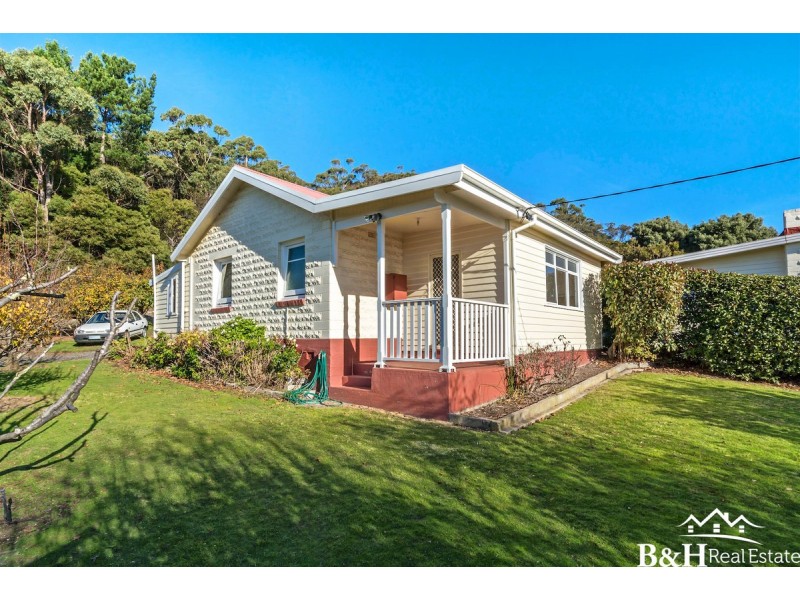 4 River Avenue East, Heybridge TAS 7316