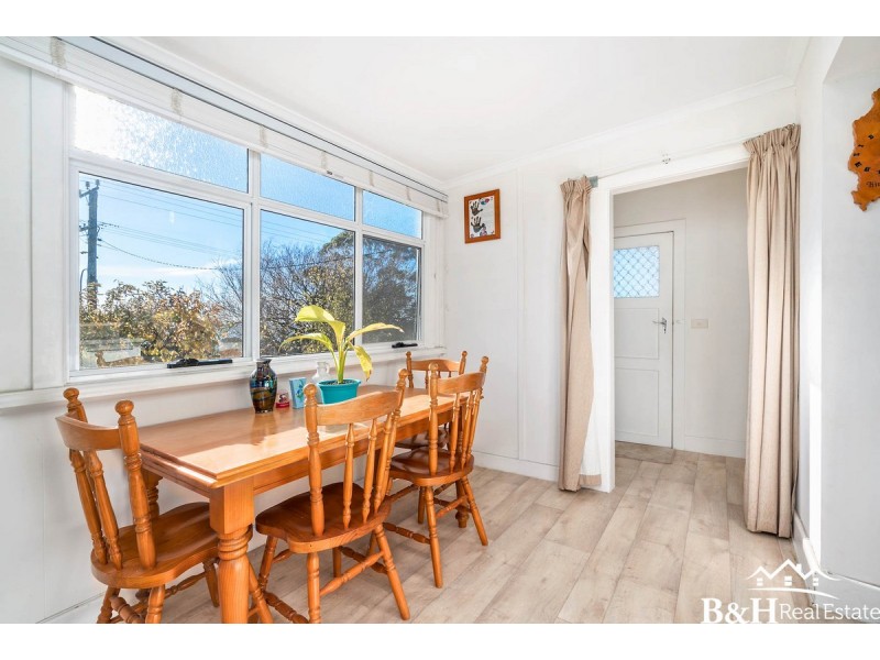 4 River Avenue East, Heybridge TAS 7316